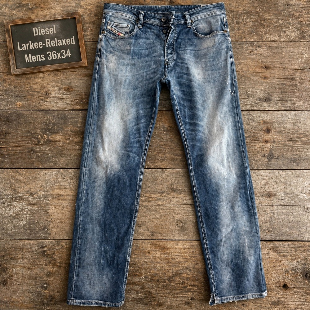 Diesel Larkee-Relaxed Mens 36x34 Light Wash Distressed Relaxed Straight Jeans